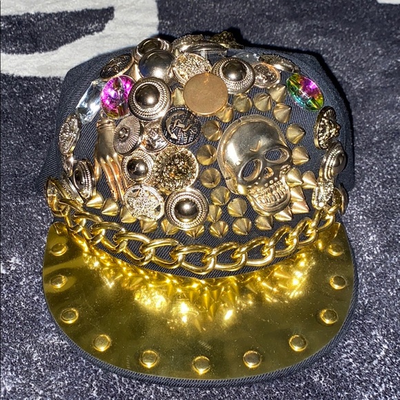 Video shoot ready.. or let’s just be extra today! - Picture 1 of 4